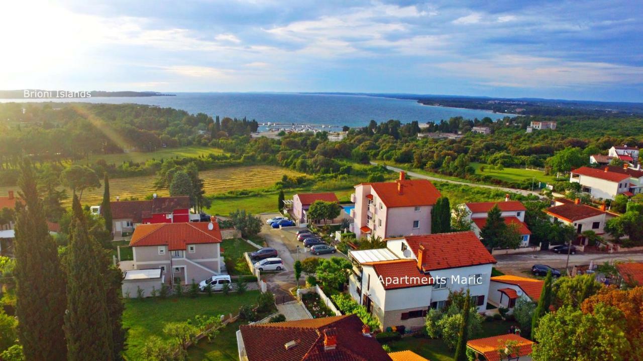 Apartments Dina Pola Esterno foto